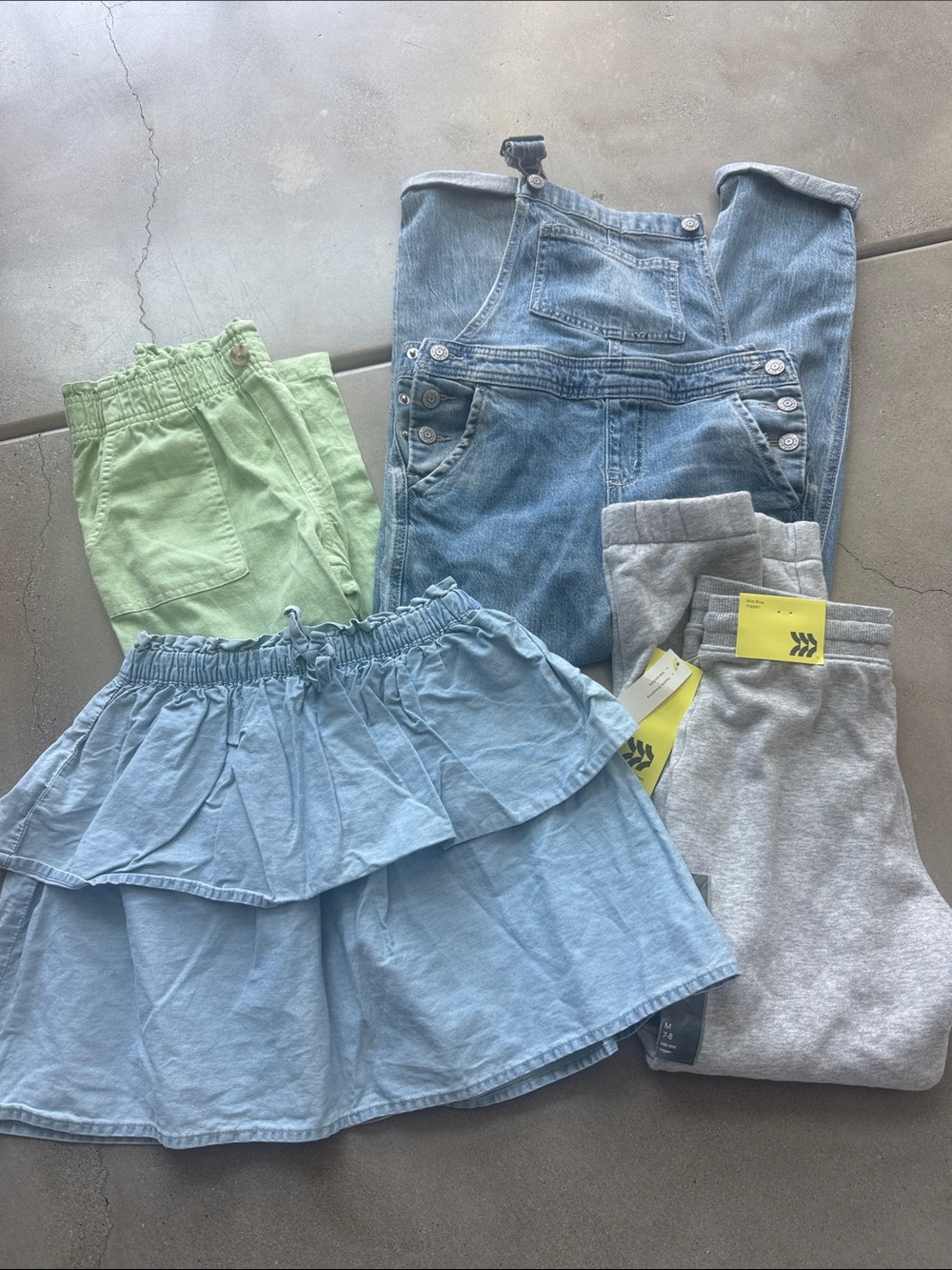Girls Size Med (8) Bottoms mix of skirts/joggers/overalls/shorts/pants Like New